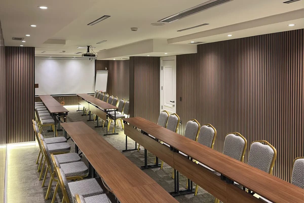 Meeting room in theatre layout
